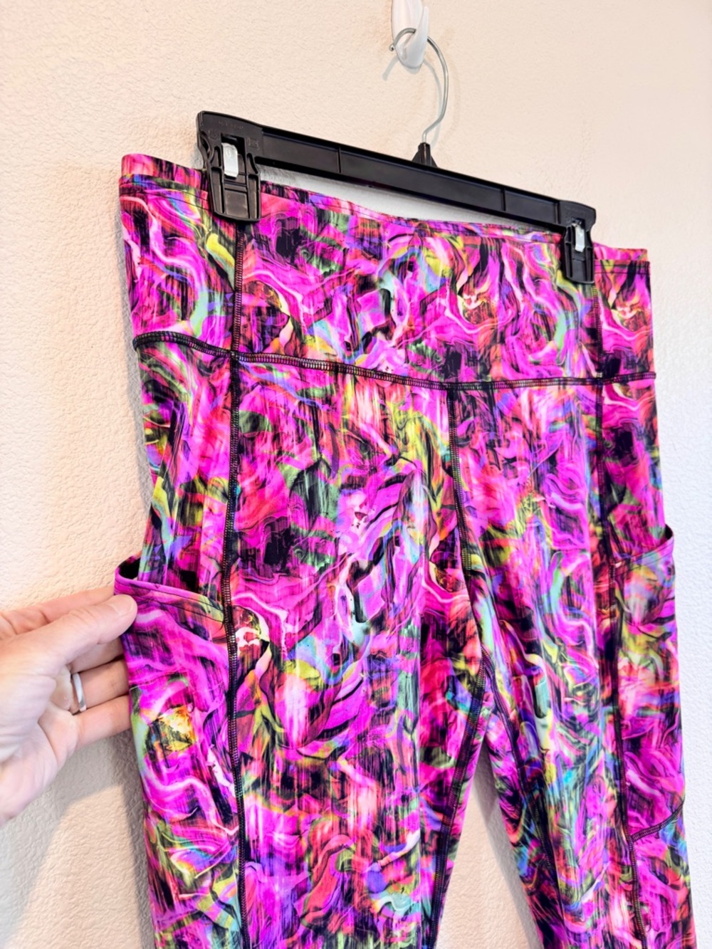 Lululemon Base Pace High Rise Leggings Psychedelic Marble Running Yoga Sz 12 B54 - Picture 3 of 7